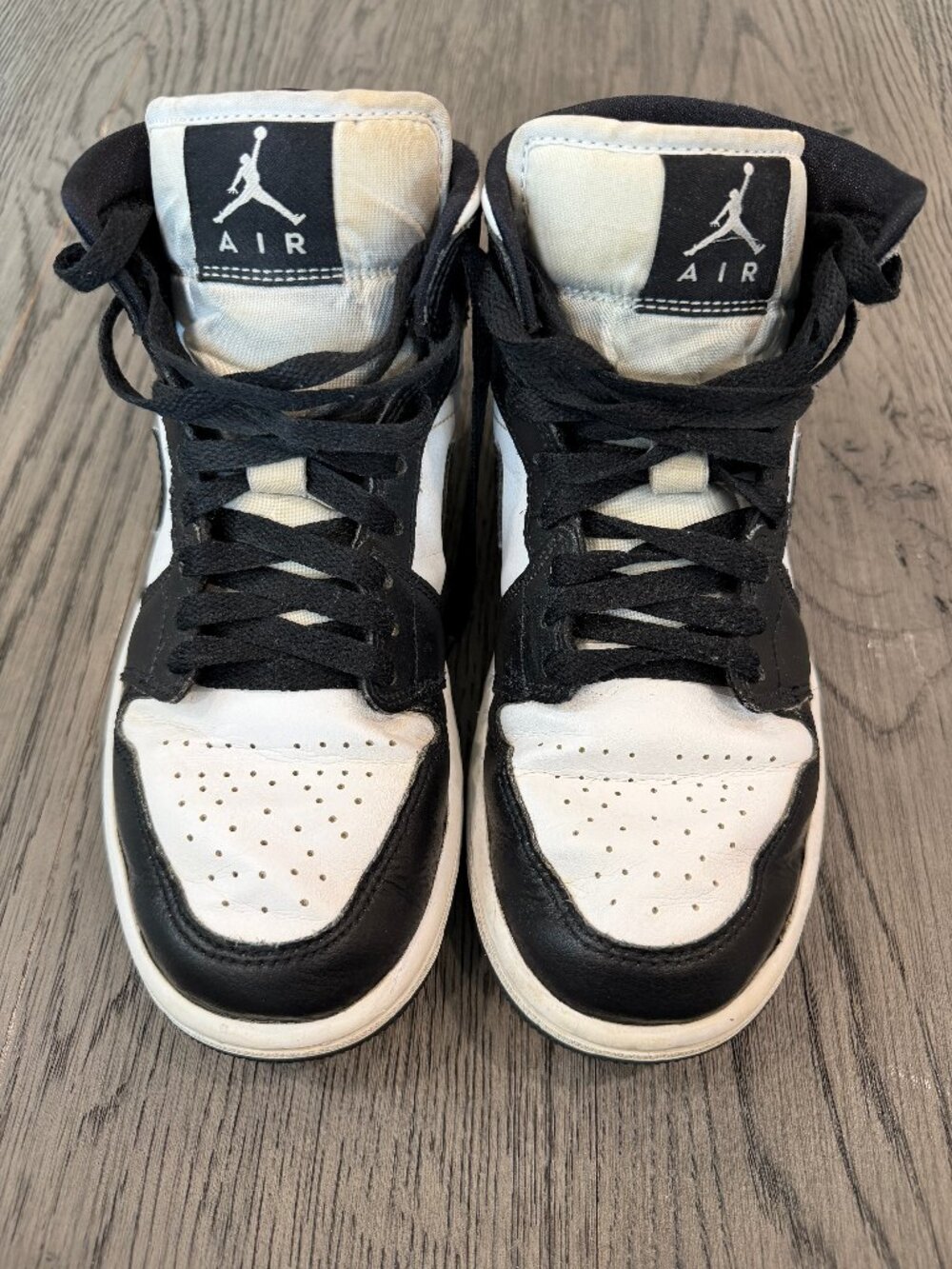Nike Women's Air Jordan 1 Mid Panda Black White DV0991-101 Size 7